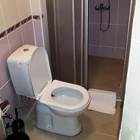 Serife Sirin Hanim Konagi *